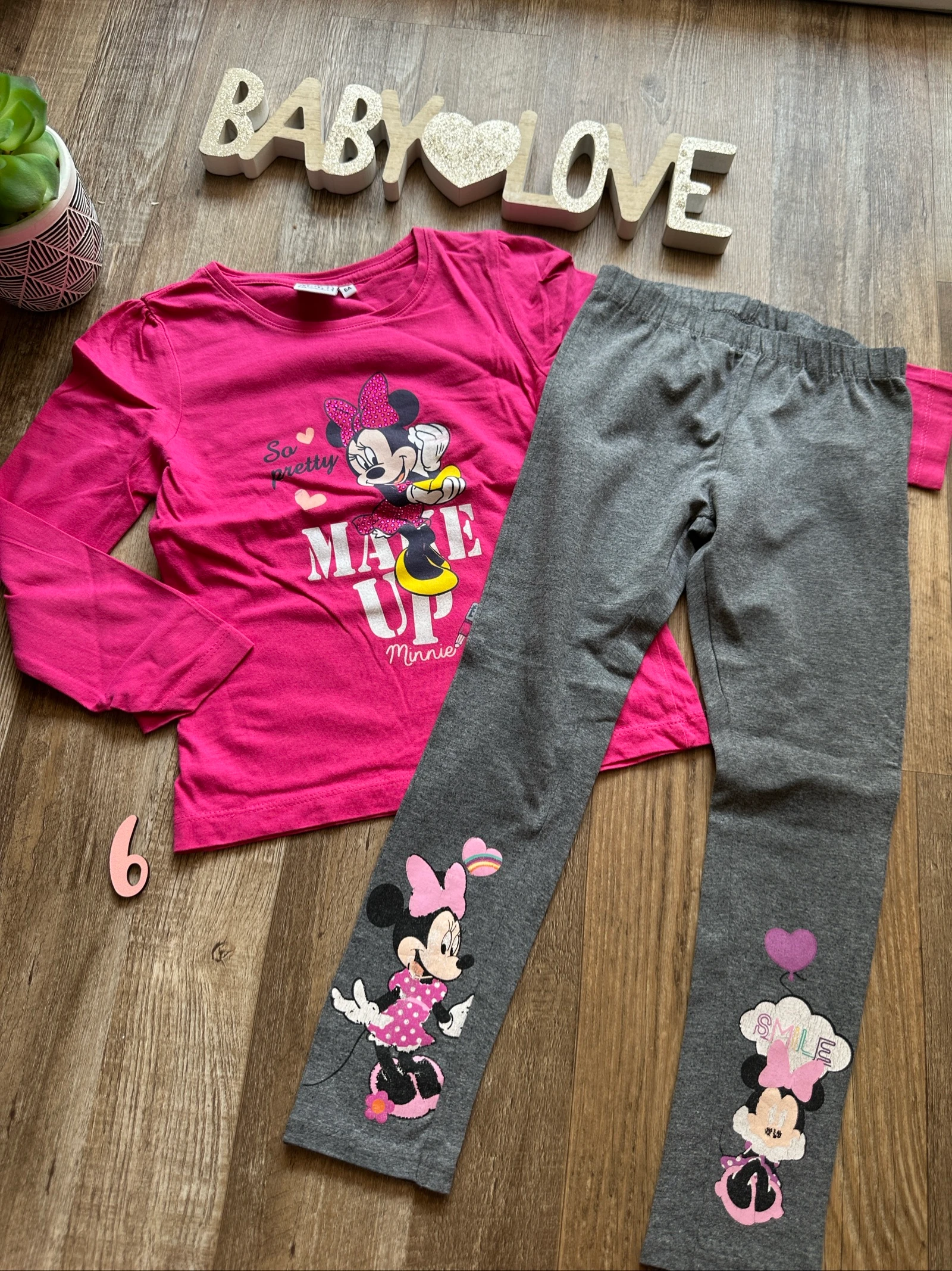 Ensemble Minnie Disney fille – haut rose et legging gris – 6 ans